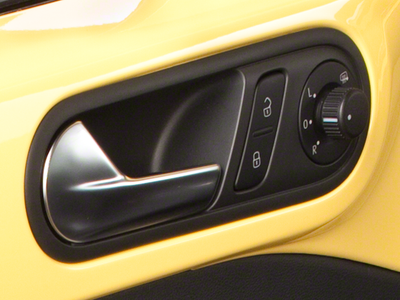 2012 Volkswagen Beetle 2.0 TSi
