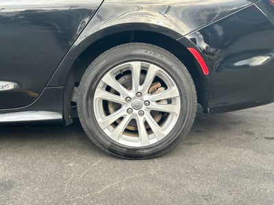 2016 Chrysler 200 Limited