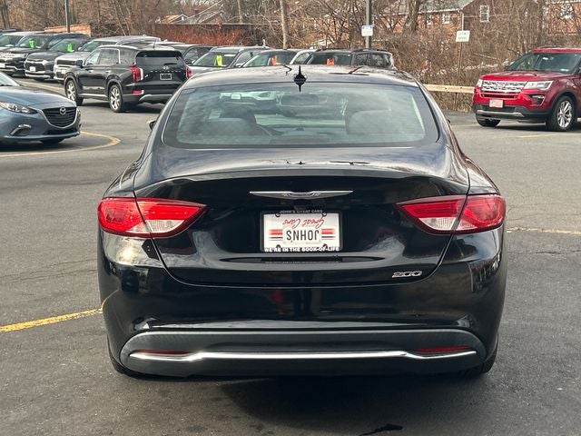 2016 Chrysler 200 Limited