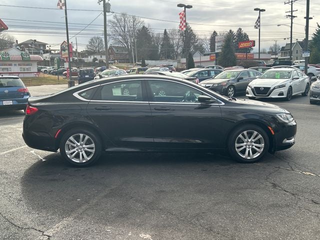 2016 Chrysler 200 Limited