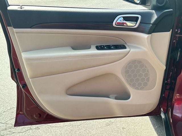 2020 Jeep Grand Cherokee Laredo E