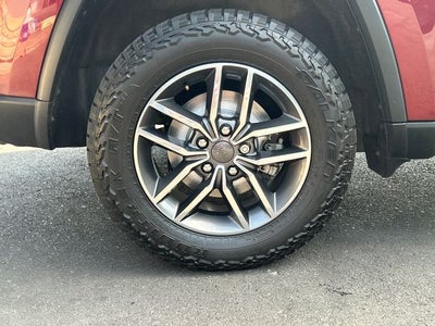 2020 Jeep Grand Cherokee Laredo E