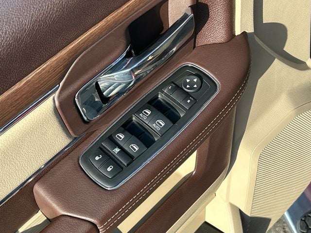 2015 RAM 1500 Laramie