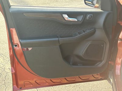 2020 Ford Escape Titanium Hybrid