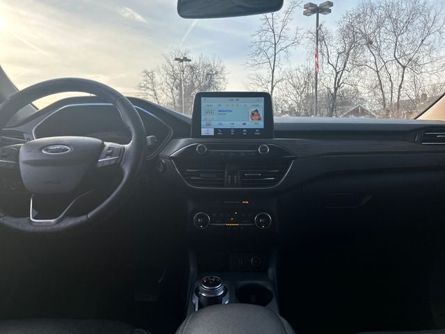 2020 Ford Escape Titanium Hybrid