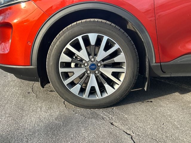 2020 Ford Escape Titanium Hybrid