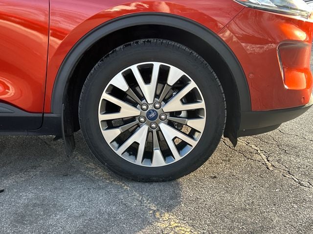 2020 Ford Escape Titanium Hybrid