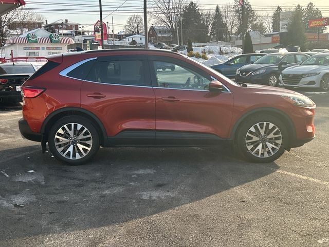 2020 Ford Escape Titanium Hybrid