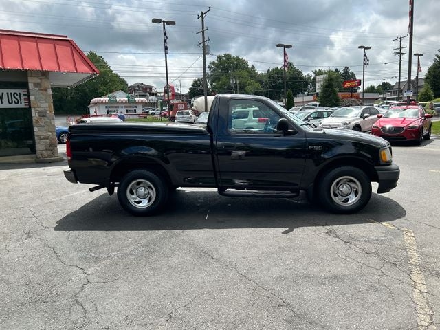 2002 Ford F-150 XL