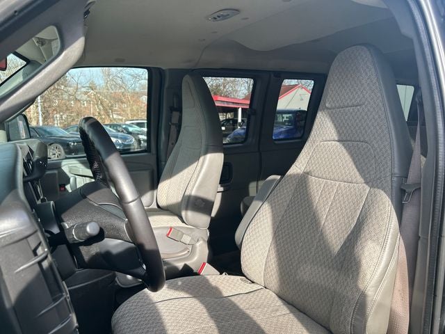 2017 Chevrolet Express 2500 LS Passenger