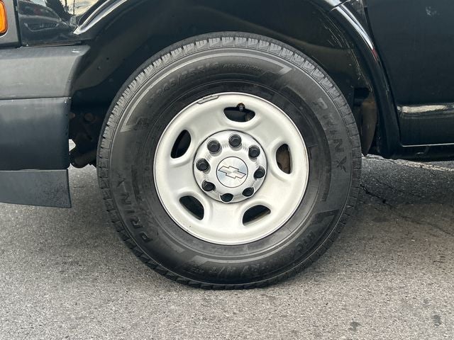 2017 Chevrolet Express 2500 LS Passenger