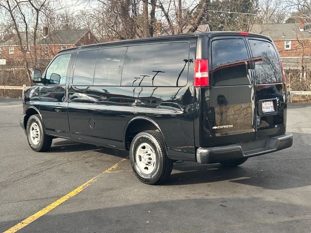 2017 Chevrolet Express 2500 LS Passenger