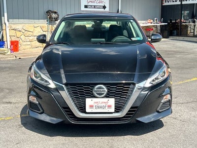 2022 Nissan Altima 2.5 SV