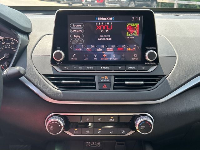 2022 Nissan Altima 2.5 SV