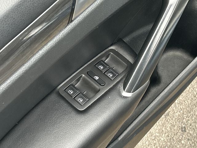 2020 Volkswagen Passat 2.0T R-Line