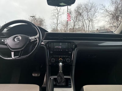 2020 Volkswagen Passat 2.0T R-Line