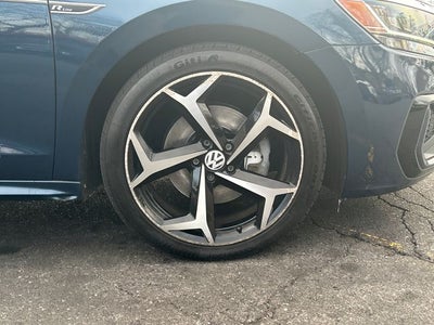 2020 Volkswagen Passat 2.0T R-Line