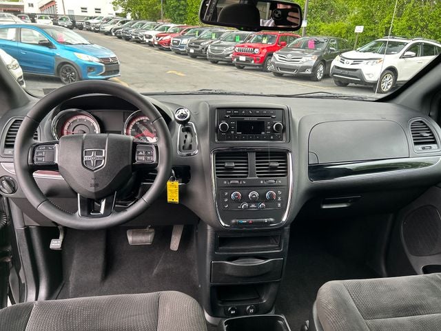 2017 Dodge Grand Caravan SE Plus