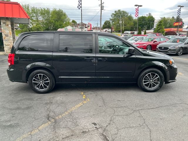 2017 Dodge Grand Caravan SE Plus