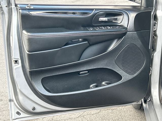 2018 Dodge Grand Caravan SE Plus