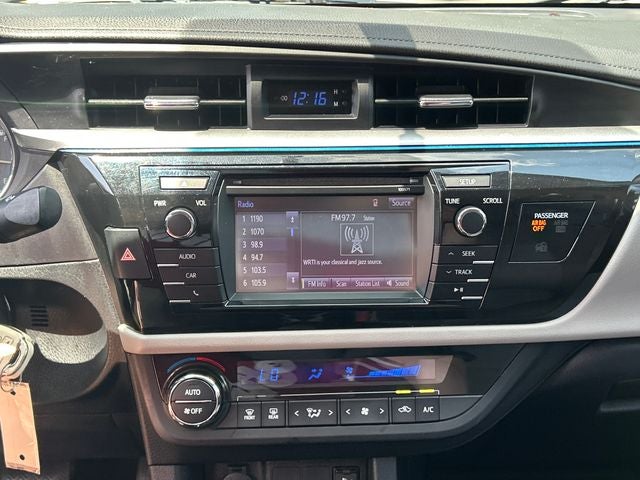 2016 Toyota Corolla LE