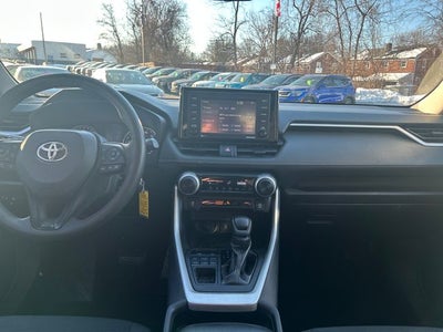 2021 Toyota RAV4 LE