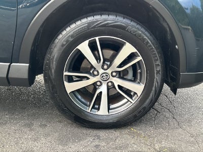2017 Toyota RAV4 XLE
