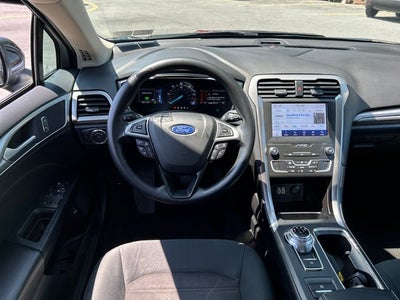 2020 Ford Fusion Hybrid SE