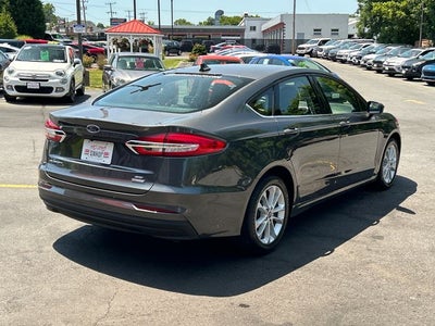 2020 Ford Fusion Hybrid SE