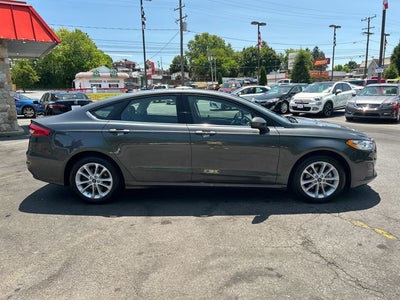 2020 Ford Fusion Hybrid SE