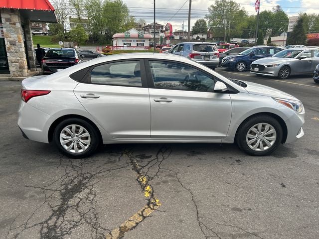 2019 Hyundai Accent SE