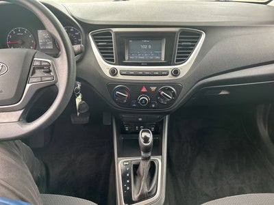 2020 Hyundai Accent SE