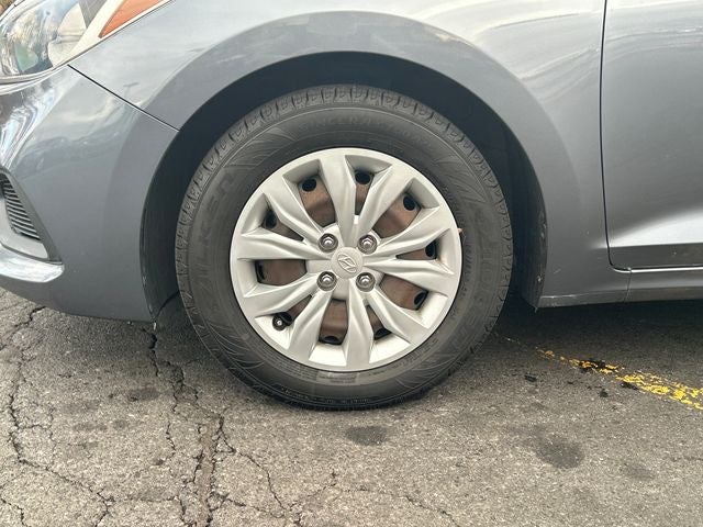 2020 Hyundai Accent SE