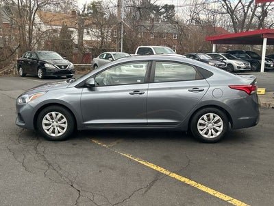 2020 Hyundai Accent SE