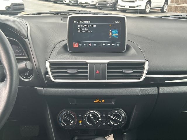 2015 Mazda Mazda3 i Touring