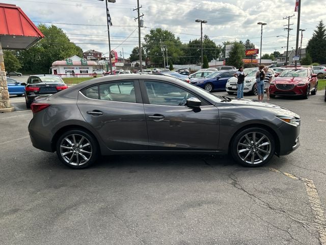 2018 Mazda Mazda3 Grand Touring