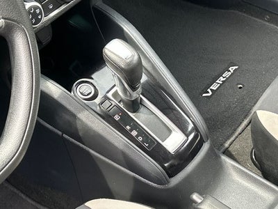 2021 Nissan Versa 1.6 SV