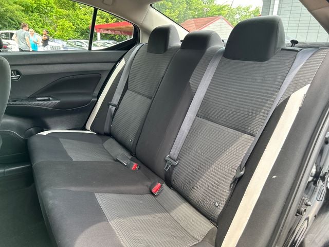 2021 Nissan Versa 1.6 SV