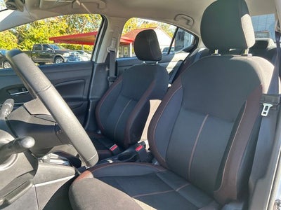 2021 Nissan Versa 1.6 SR