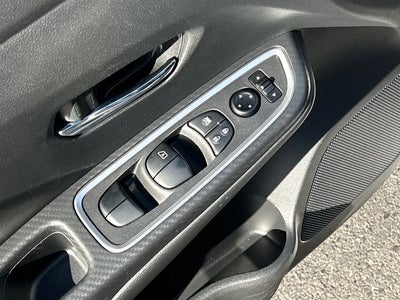 2021 Nissan Versa 1.6 SR