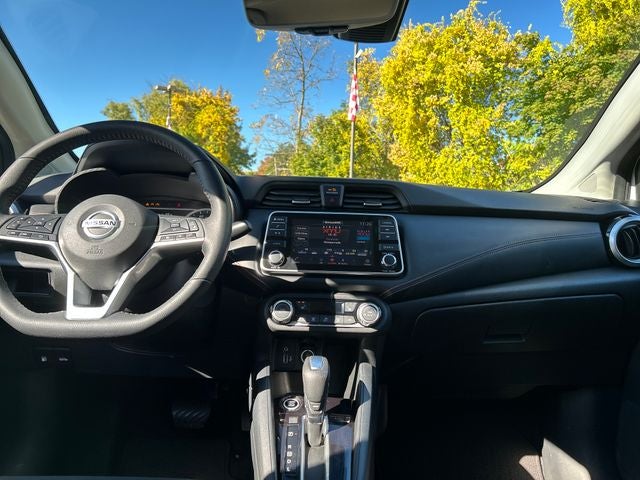 2021 Nissan Versa 1.6 SR