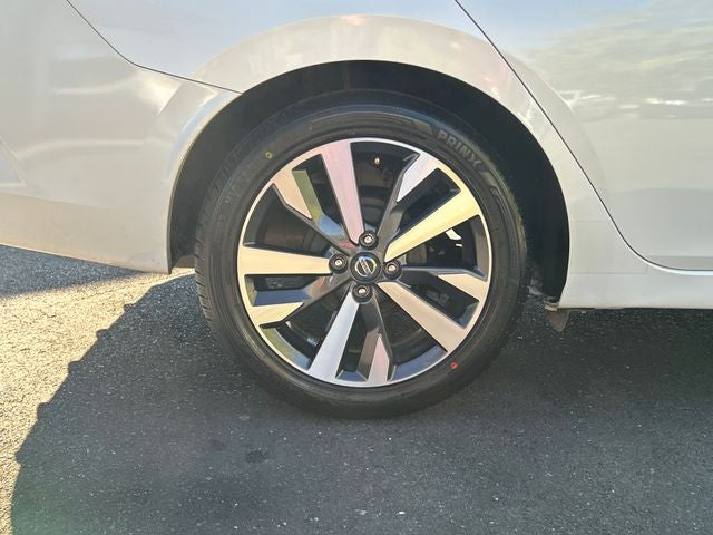 2021 Nissan Versa 1.6 SR