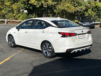 2021 Nissan Versa 1.6 SR