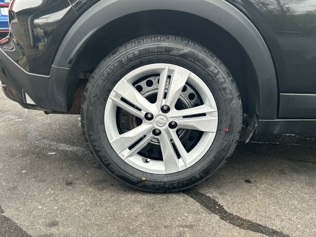 2022 Nissan Kicks S