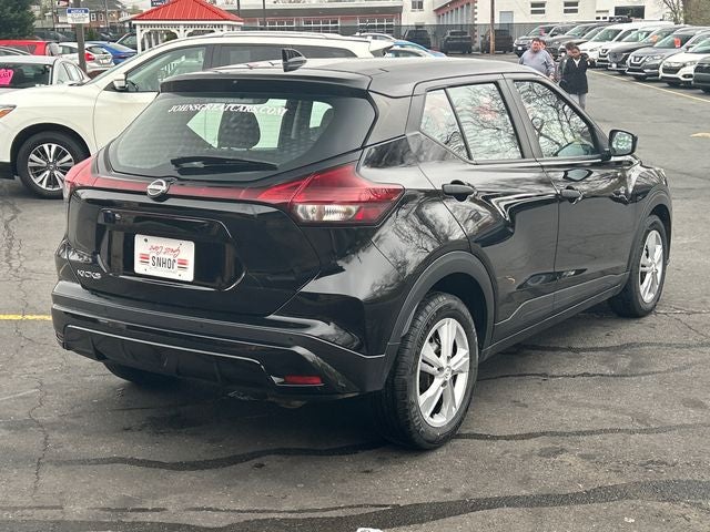 2022 Nissan Kicks S