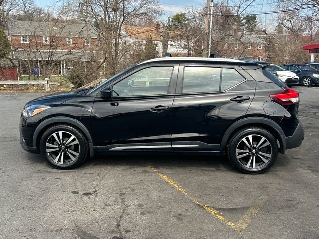 2020 Nissan Kicks SR