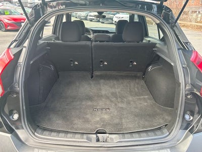 2020 Nissan Kicks SR