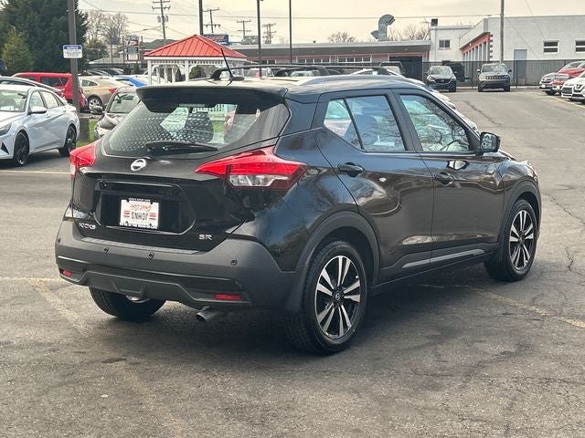 2020 Nissan Kicks SR