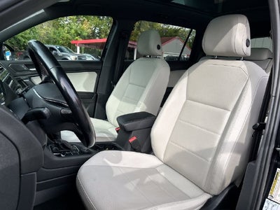 2021 Volkswagen Tiguan 2.0T SE R-Line Black
