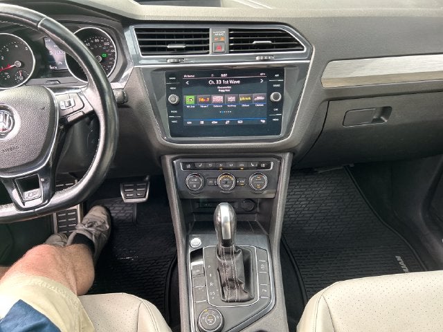 2021 Volkswagen Tiguan 2.0T SE R-Line Black